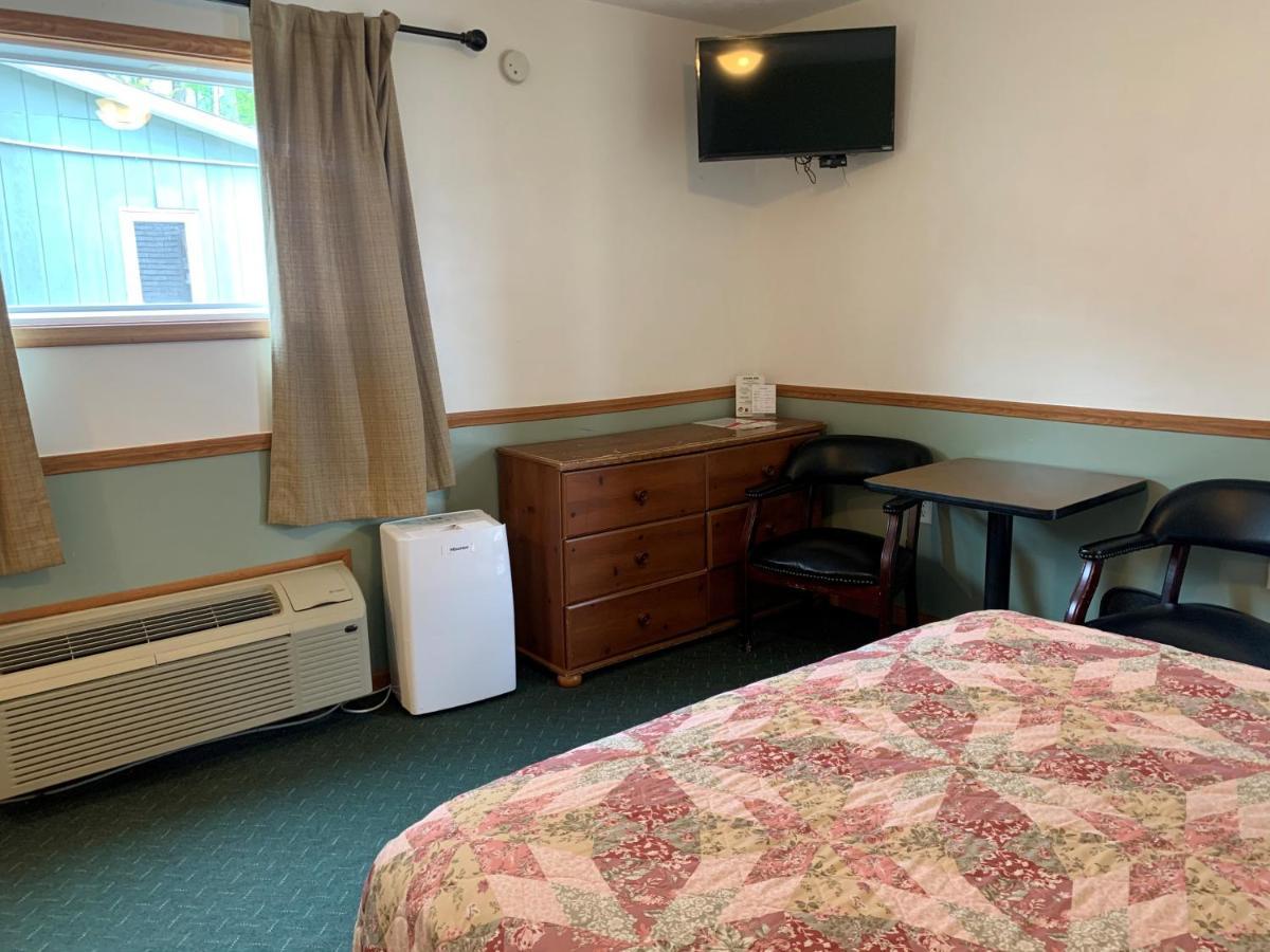 Haven Inn Glen Dale Екстериор снимка